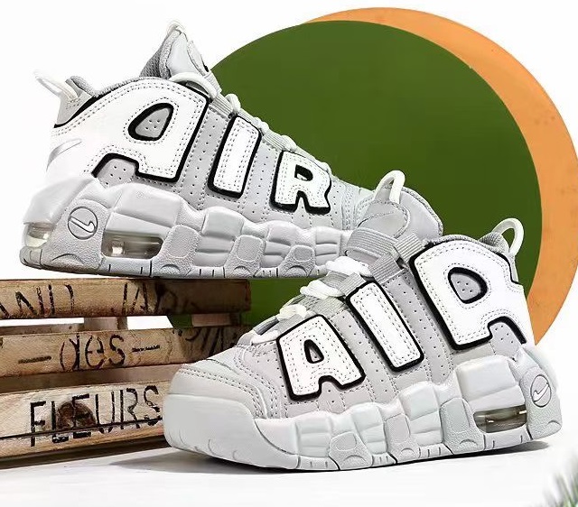 Kids Air More Uptempo 05